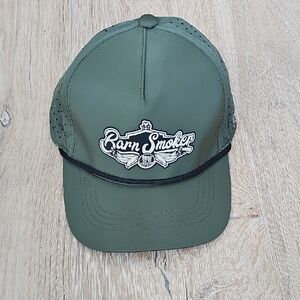 NWOT Green Barn Smoker Cap